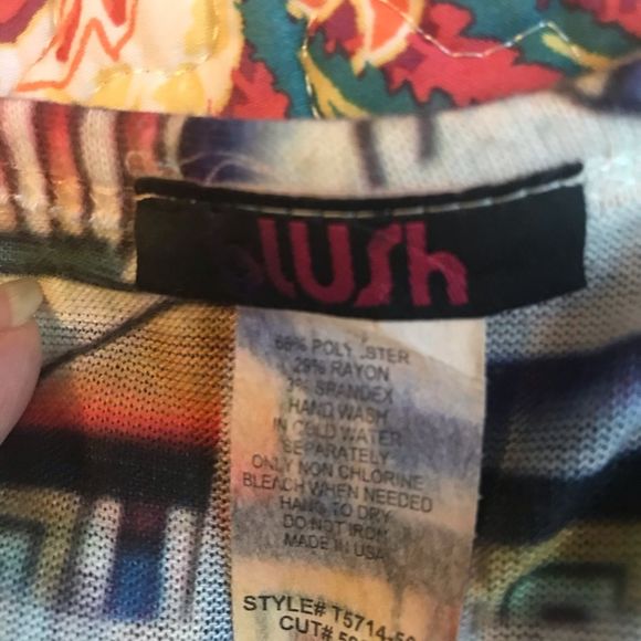 Lightweight Sweater by Lush - Picture 3 of 3